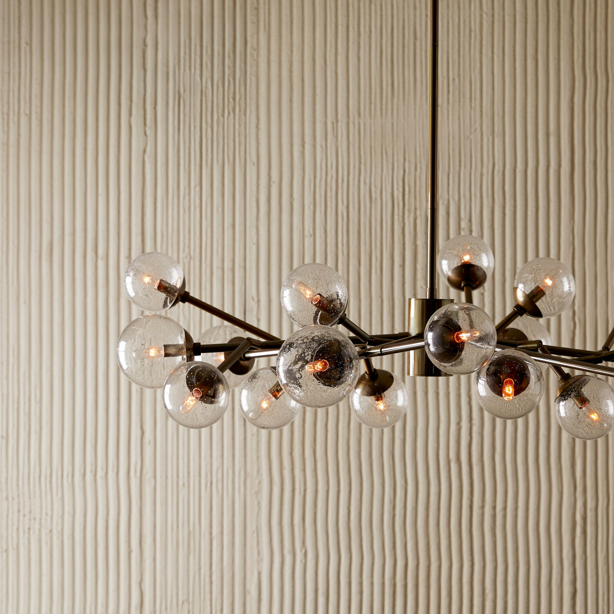 Sculptural Dallas Medium Chandelier – Gold — view 2