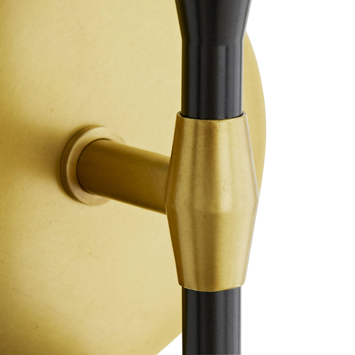 Signature Emmett Wall Sconce – Gold — view 10