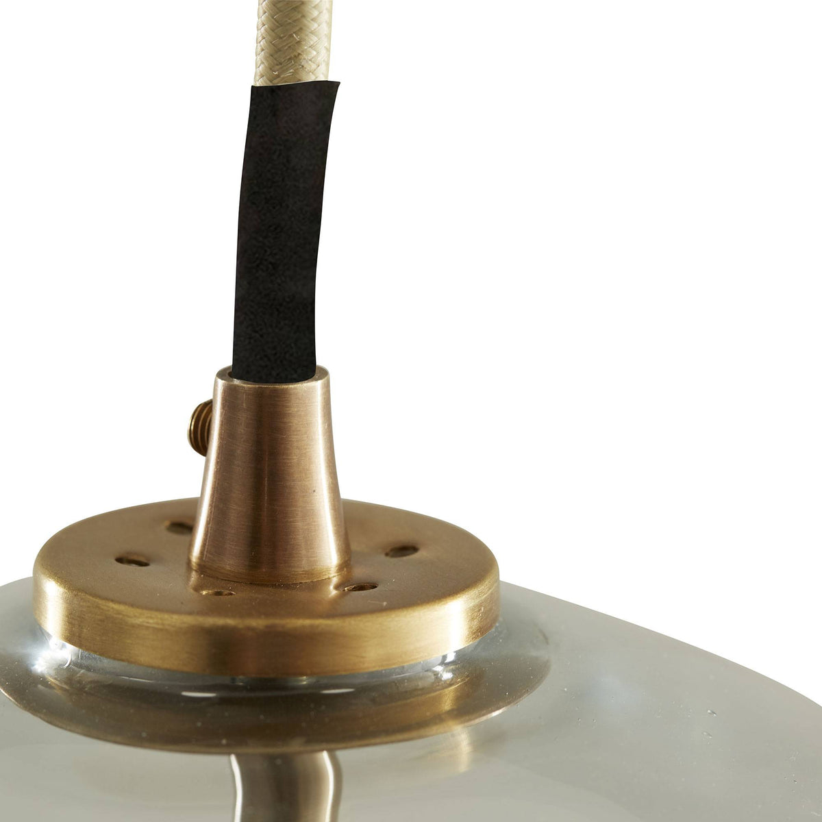 Heritage Garrison Round Pendant — view 2