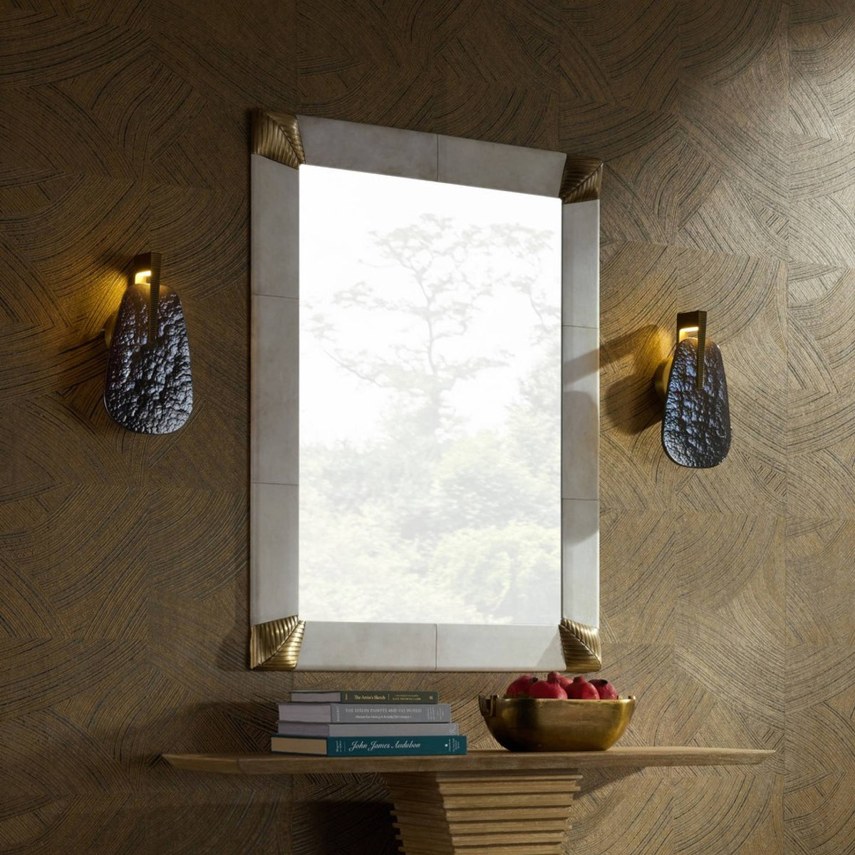 Sculptural Zelda Wall Sconce – Gold — view 2