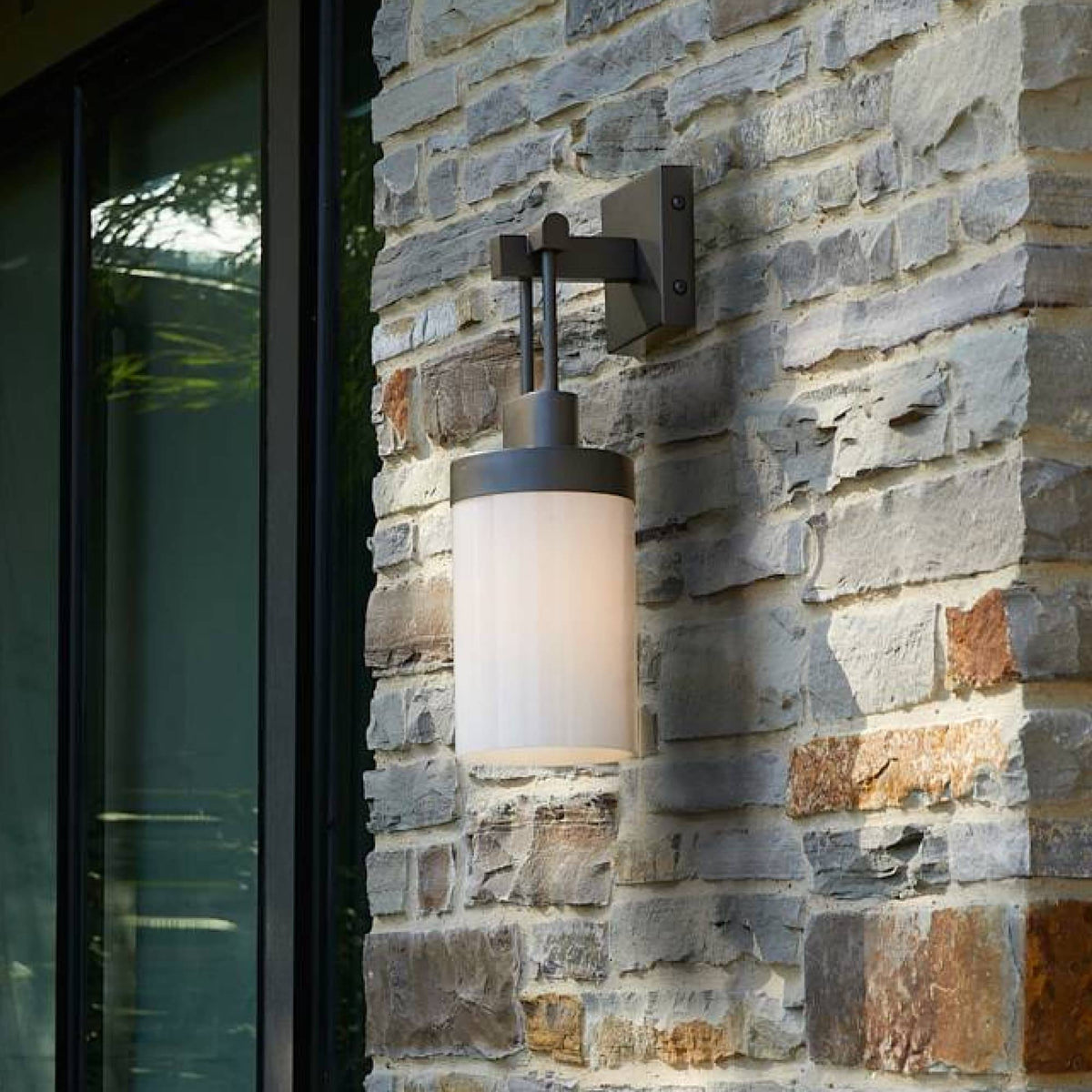 Artisan Everest Outdoor Wall Sconce — view 3