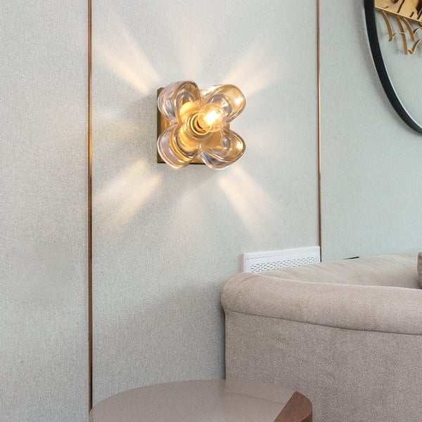 Brass And Clear Glass Floral Shade Modern Wall Lighting - view 4