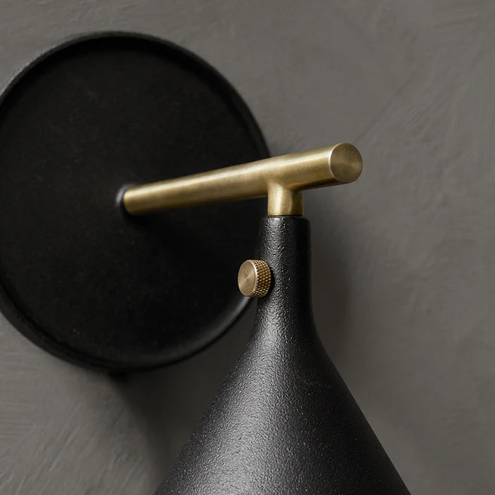 Sophisticated Cast Sconce Wall Lamp - view 5