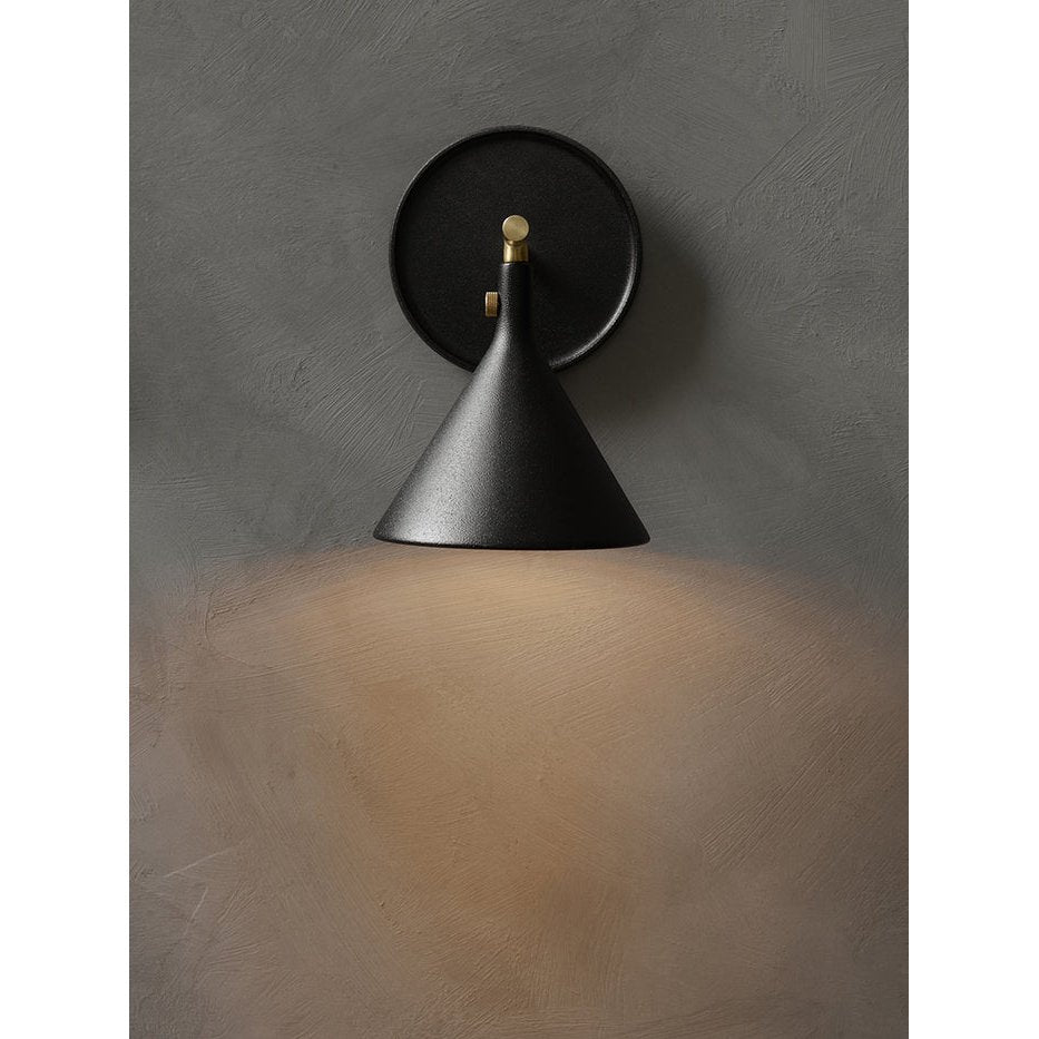 Sophisticated Cast Sconce Wall Lamp - view 6