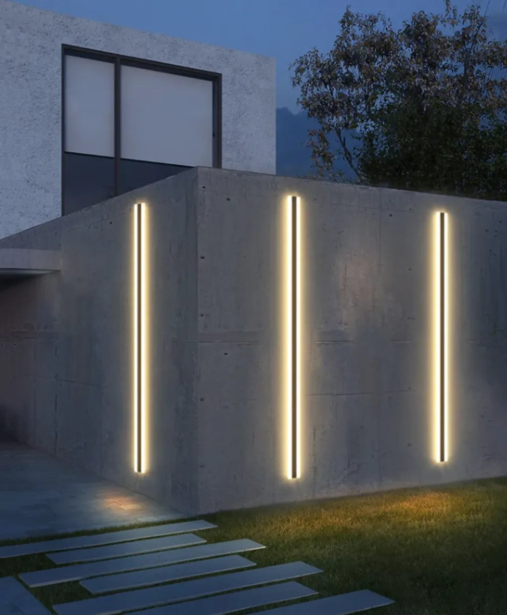 Minimalist Haylen Cylinder Outdoor Wall Lighting in Black - view 10