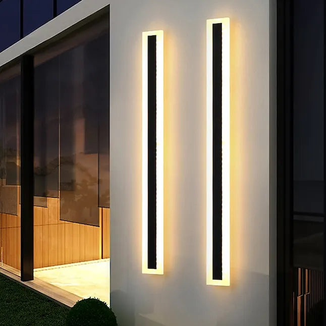 Minimalist Haylen Cylinder Outdoor Wall Lighting in Black - view 5