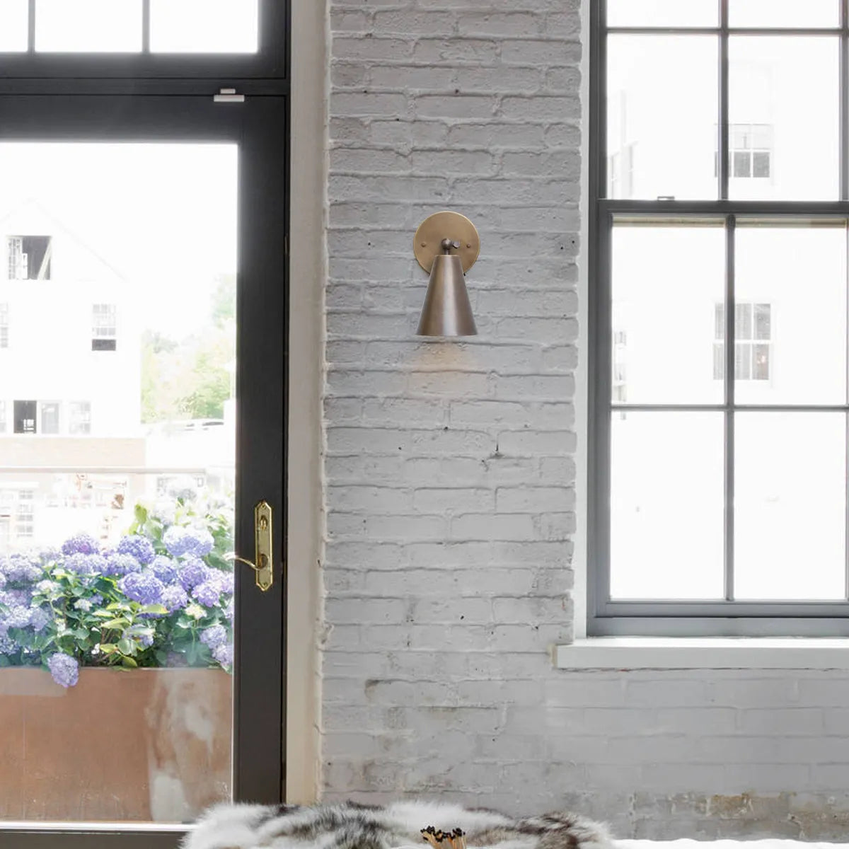 Aged Brass Wall Sconce - Mid Century Modern Light Fixture - view 3