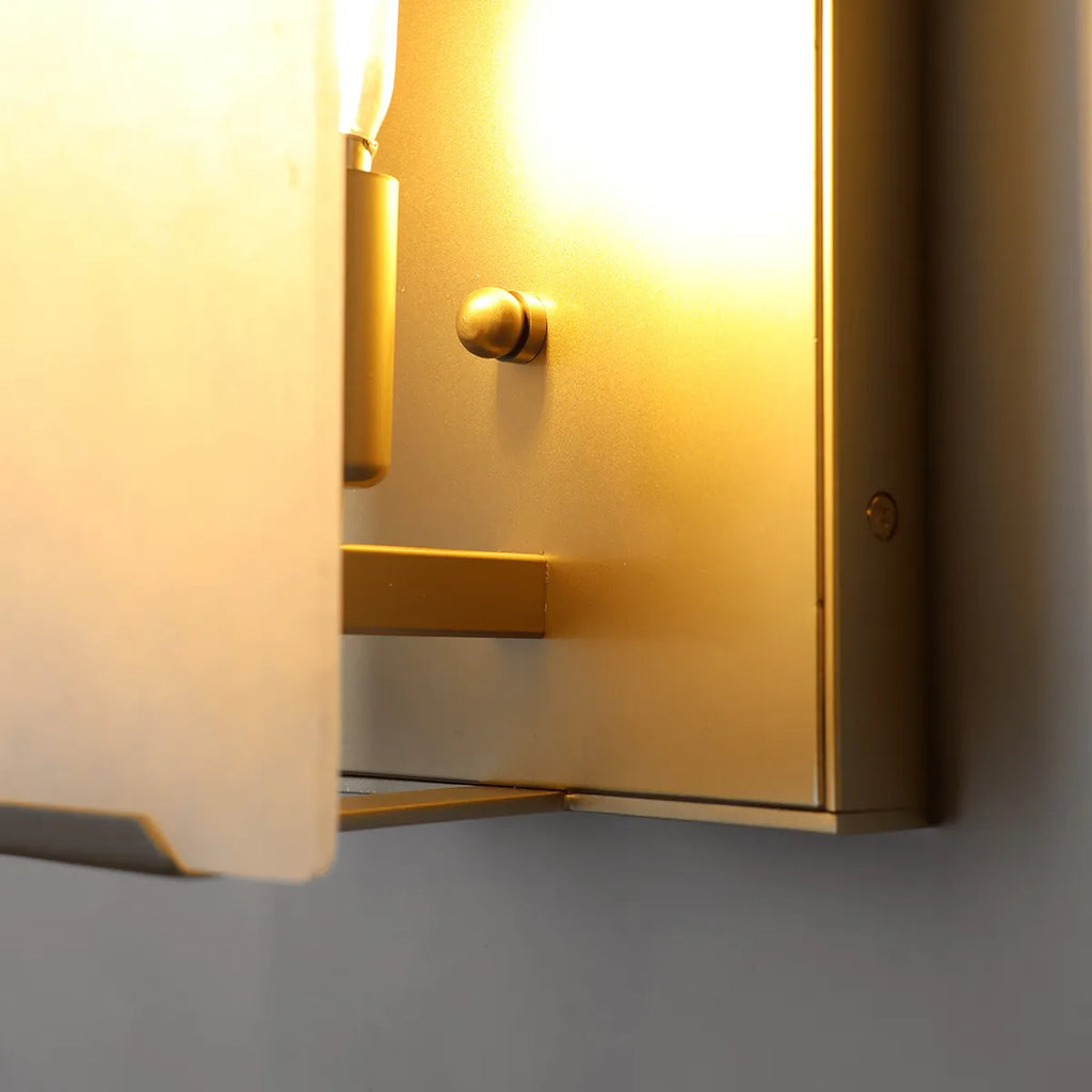 Harlow Calcite Linear Sconce - view 4