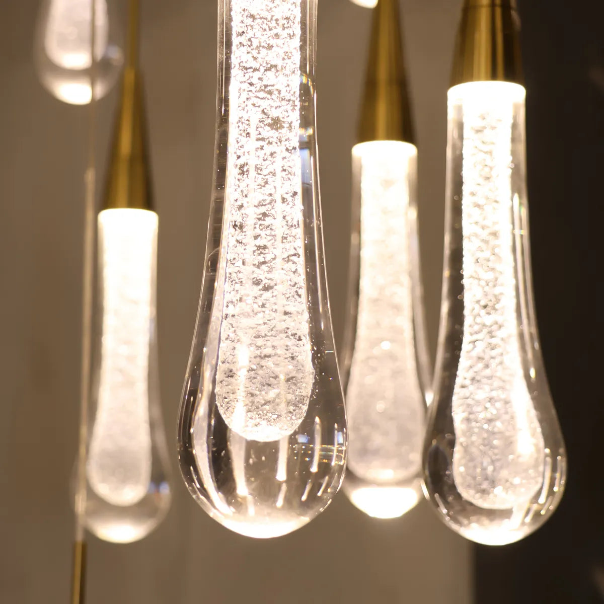 Solitaire Raindrop Modern Round Crystal Chandelier - view 8