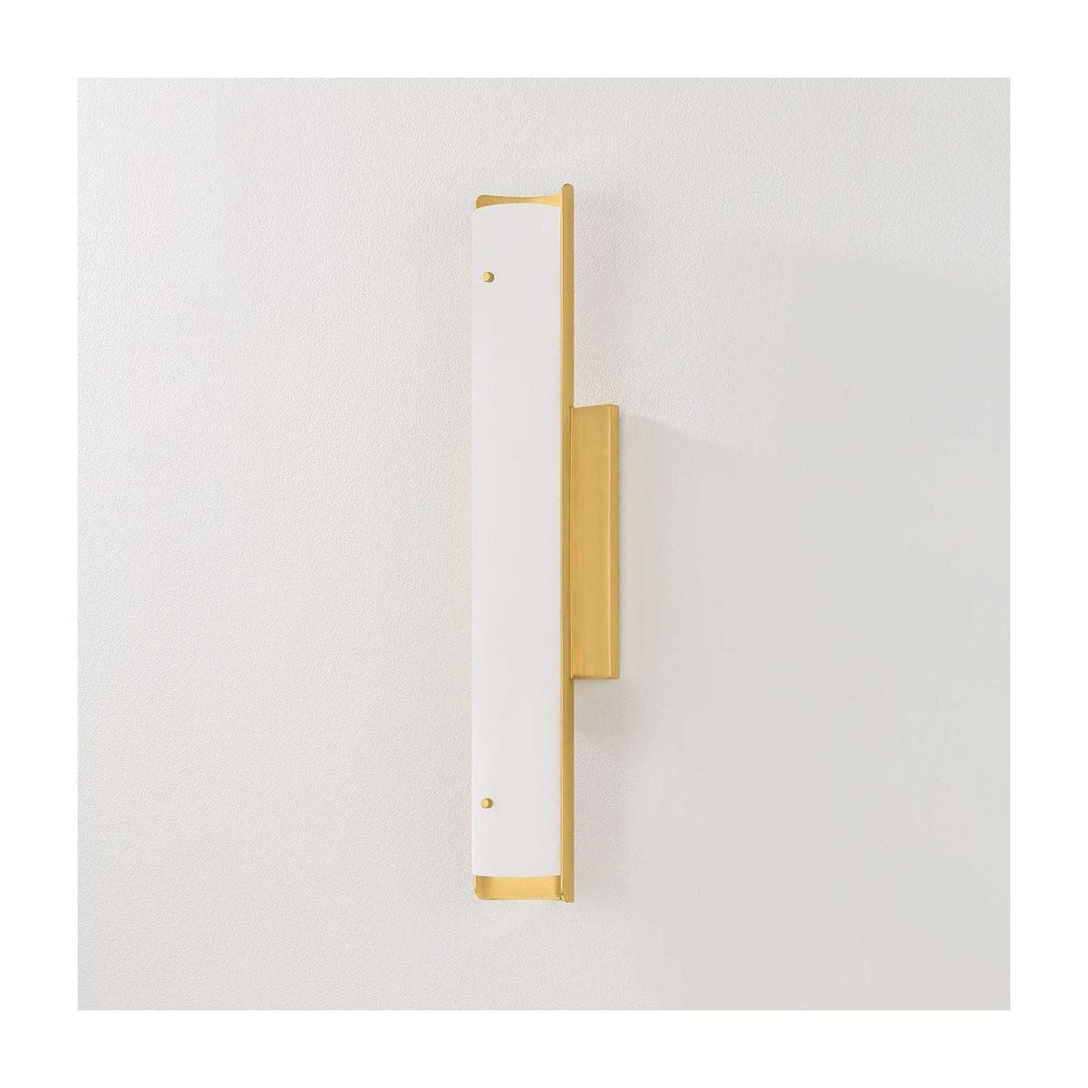 Lucio Modern Alabaster Wall Sconce in Luxury Design - view 2