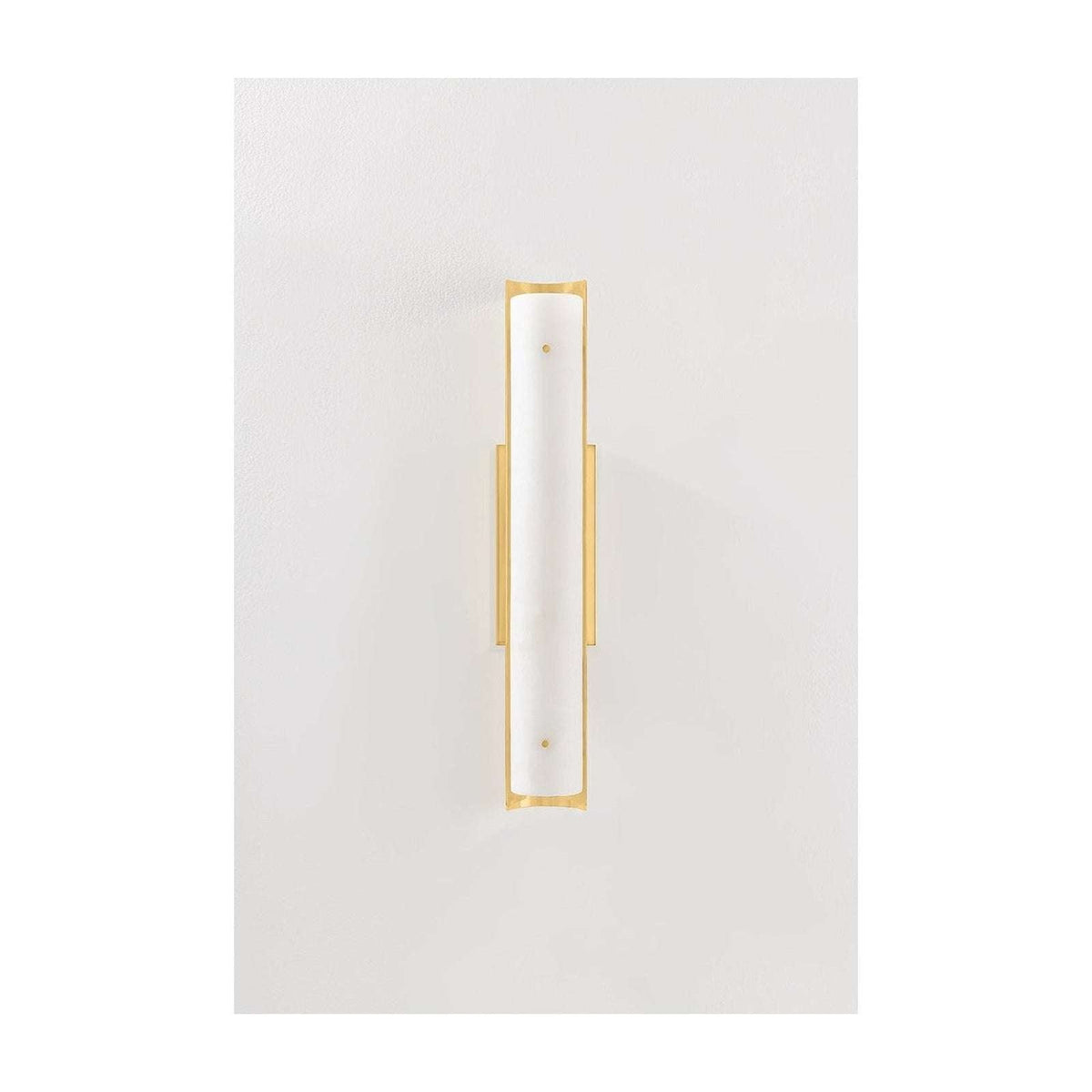Lucio Modern Alabaster Wall Sconce in Luxury Design - view 3