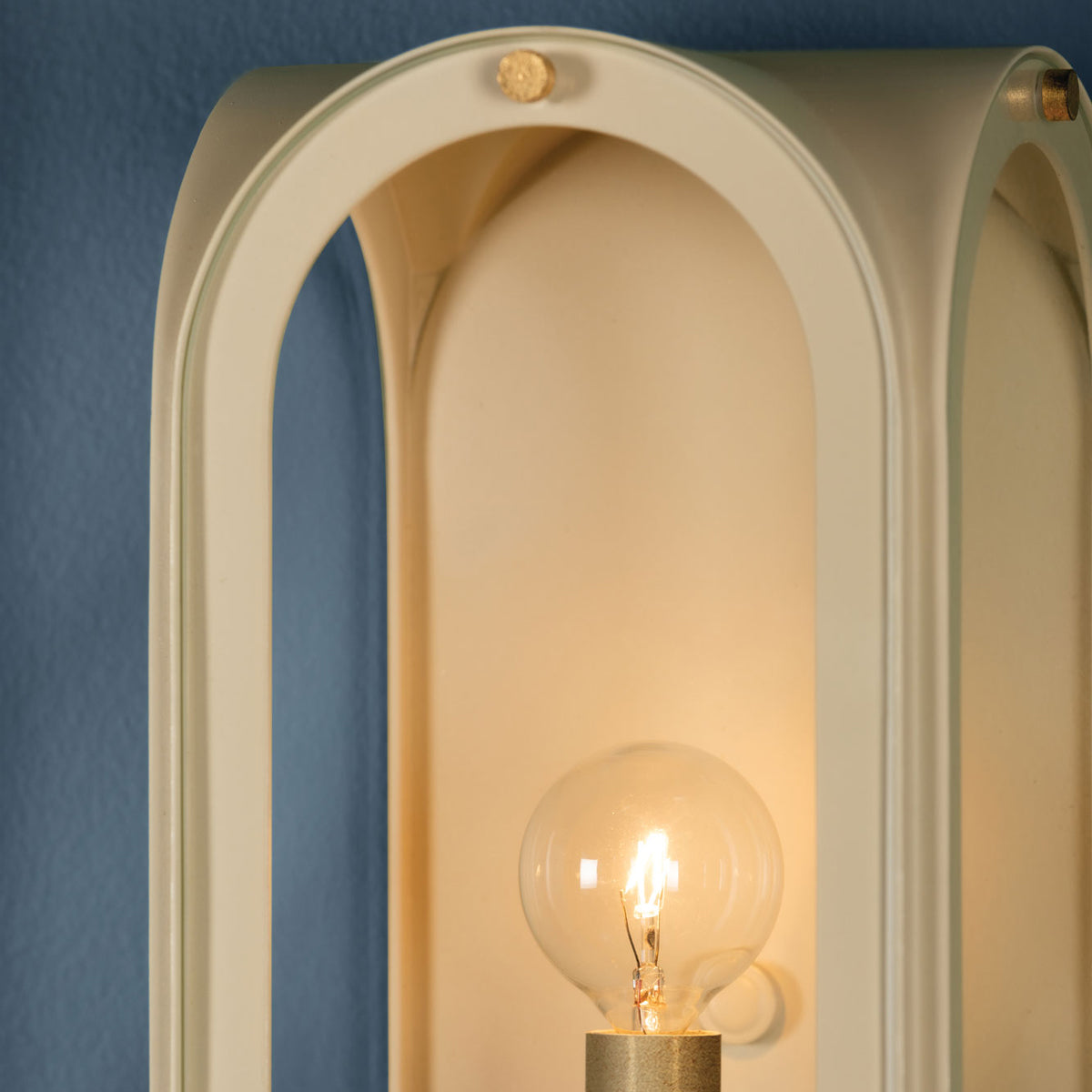 Lincroft Lantern Sconce — English Estate Wall Lantern - view 2